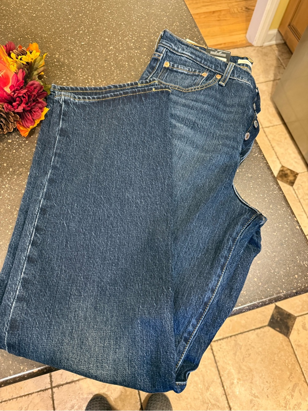 Levi's Women's Straight Leg Dark Blue Denim Jeans